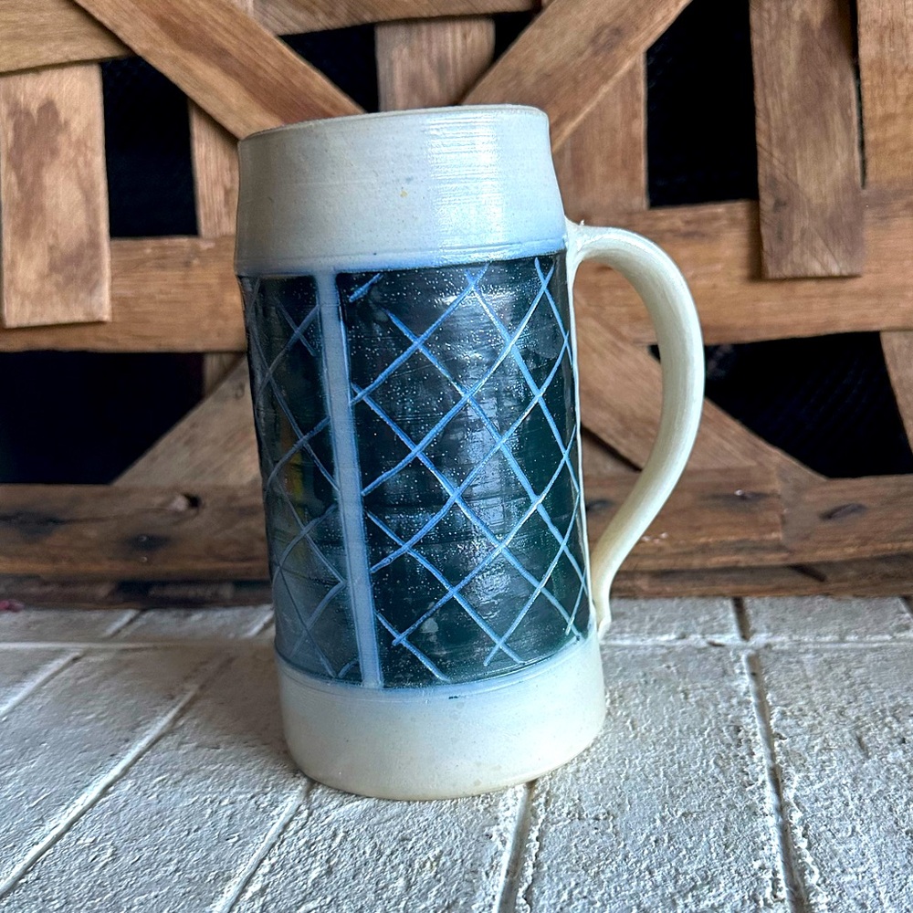 Jamestown pottery Ceramic Beer Stein Blue White (52)